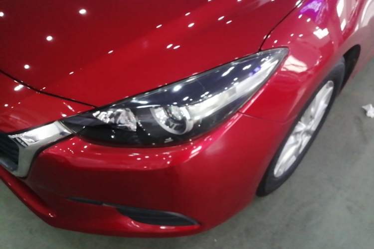 Used Mazda 3 Axela 2017 Sedan 1.5L Automatic Comfort Model Emission Standard China V Left Front Headlight