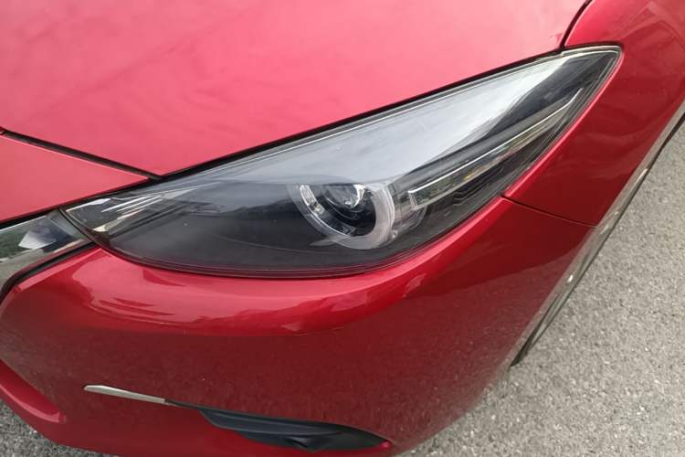 Used Mazda 3 Axela 2017 Sedan 2.0L Automatic Prestige Model China V Standard Left Front Headlight