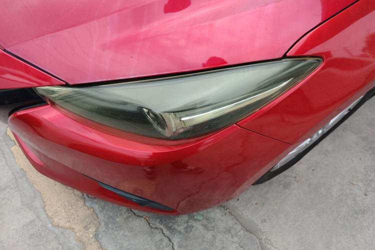 Used Mazda 3 Axela 2017 Sedan 1.5L Automatic Luxury Model Emission Standard China V Left Front Headlight