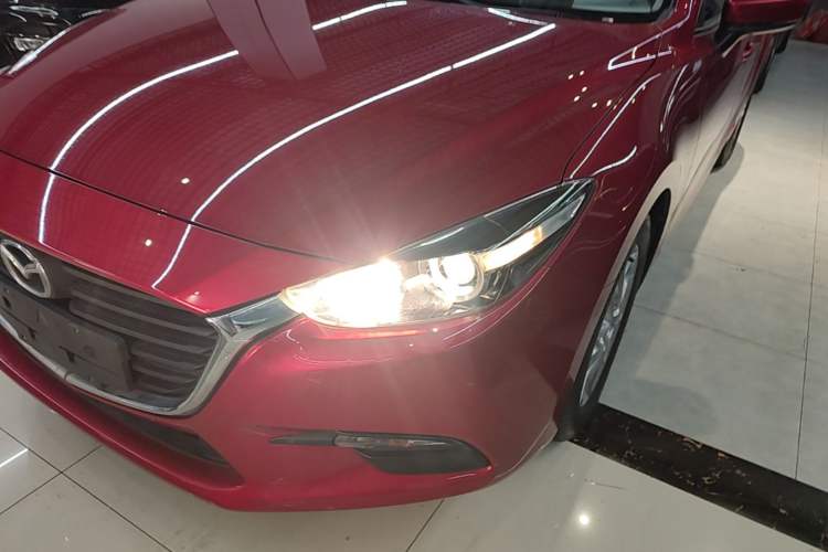 Used Mazda 3 Axela 2017 Hatchback 1.5L Automatic Comfort Model Emission Standard China V Left Front Headlight