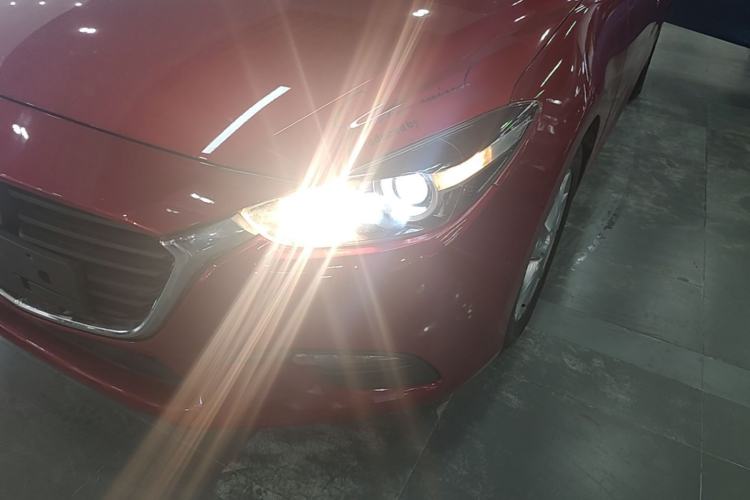 Used Mazda 3 Axela 2017 Sedan 1.5L Automatic Comfort Model Emission Standard China V Left Front Headlight