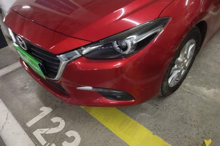 Used Mazda 3 Axela 2017 Sedan 1.5L Automatic Luxury Model Emission Standard China V Left Front Headlight