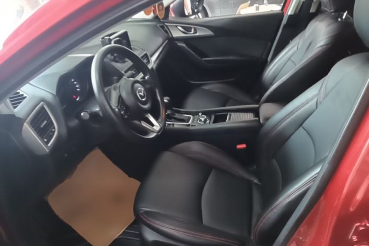 Used Mazda 3 Axela 2017 Sedan 1.5L Automatic Luxury Model Emission Standard China V Left Front Seat