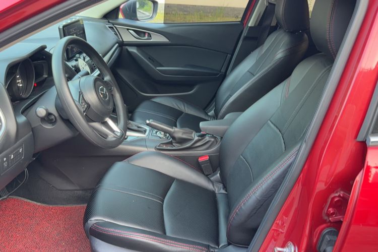 Used Mazda 3 Axela 2017 Sedan 1.5L Automatic Comfort Model Emission Standard China V Left Front Seat