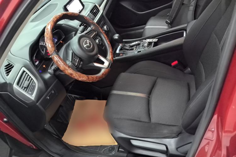 Used Mazda 3 Axela 2017 Sedan 1.5L Automatic Luxury Model Emission Standard China V Left Front Seat