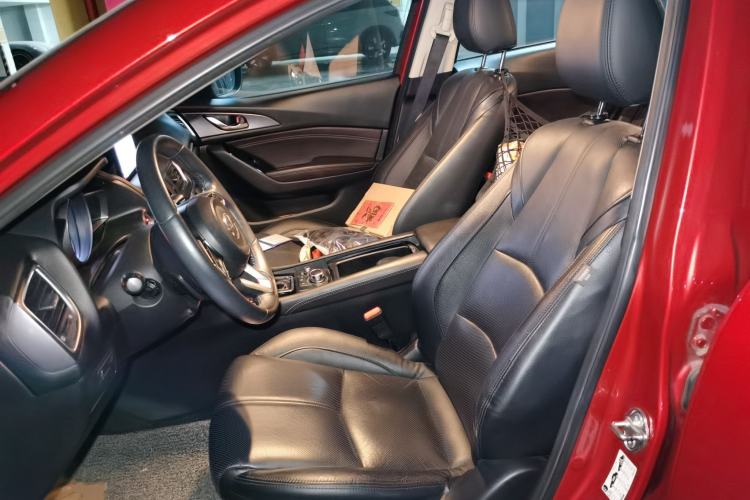 Used Mazda 3 Axela 2017 Hatchback 2.0L Automatic Sport Model China V Emission Standard Left Front Seat