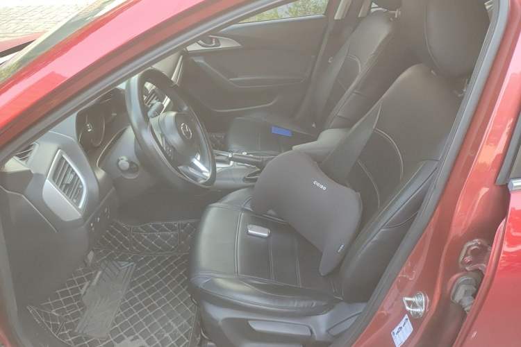 Used Mazda 3 Axela 2017 Sedan 1.5L Automatic Comfort Model Emission Standard China V Left Front Seat