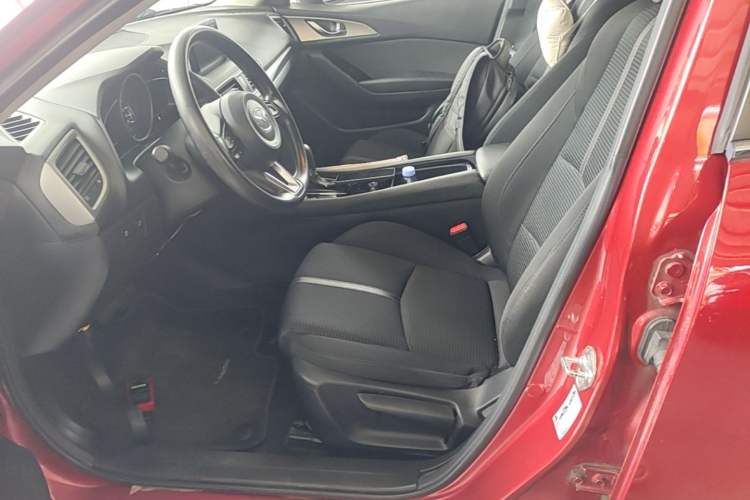 Used Mazda 3 Axela 2017 Sedan 1.5L Automatic Luxury Model Emission Standard China V Left Front Seat