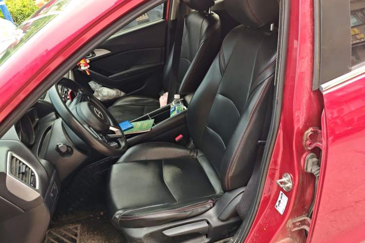 Used Mazda 3 Axela 2017 Sedan 1.5L Automatic Luxury Model Emission Standard China V Left Front Seat