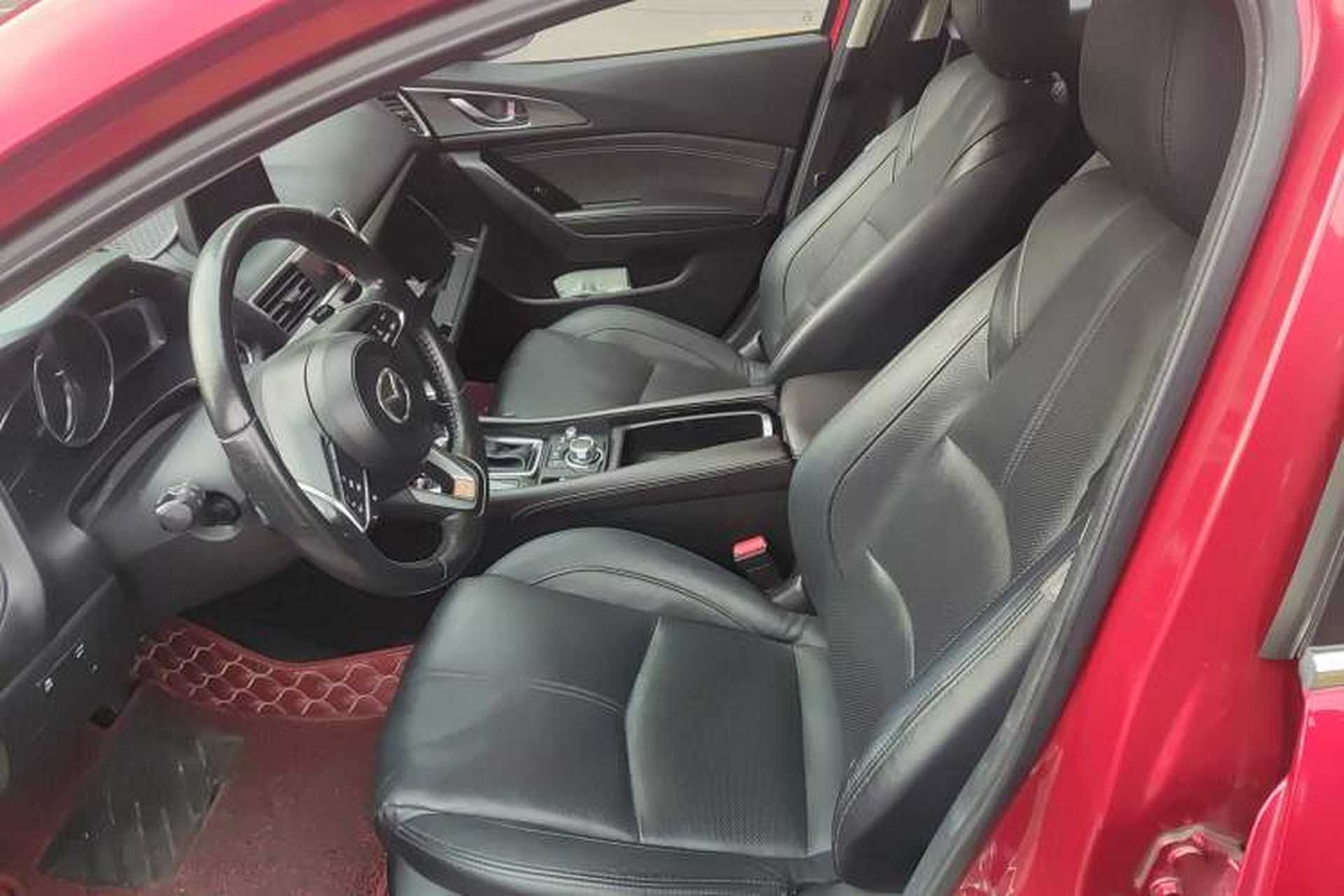 Used Mazda 3 Axela 2017 Hatchback 2.0L Automatic Sport Model China V Emission Standard Left Front Seat