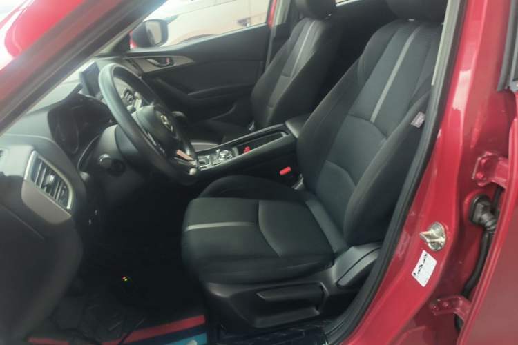 Used Mazda 3 Axela 2017 Sedan 1.5L Automatic Luxury Model Emission Standard China V Left Front Seat