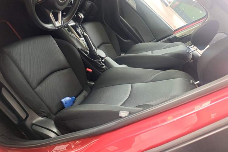Used Mazda 3 Axela 2017 Sedan 1.5L Automatic Comfort Model Emission Standard China V Left Front Seat