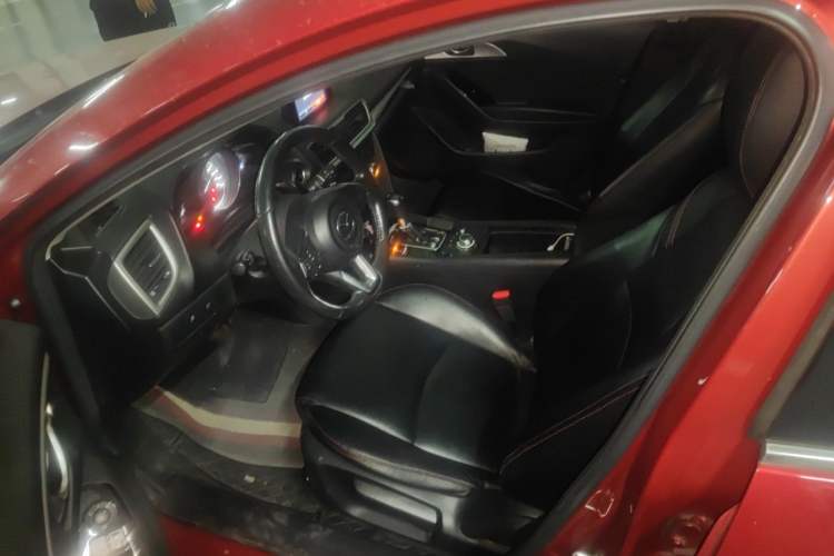 Used Mazda 3 Axela 2017 Hatchback 2.0L Automatic Luxury Model Emission Standard China V Left Front Seat
