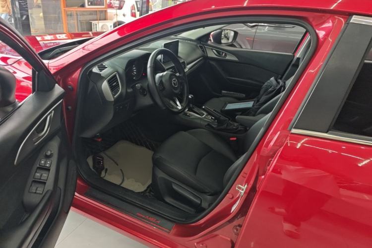 Used Mazda 3 Axela 2017 Sedan 1.5L Automatic Comfort Model Emission Standard China V Left Front Seat