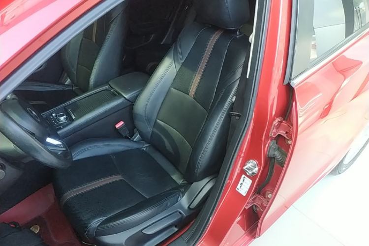 Used Mazda 3 Axela 2017 Sedan 1.5L Automatic Luxury Model Emission Standard China V Left Front Seat