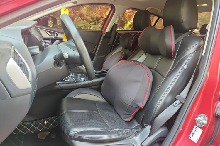 Used Mazda 3 Axela 2017 Sedan 1.5L Automatic Luxury Model Emission Standard China V Left Front Seat