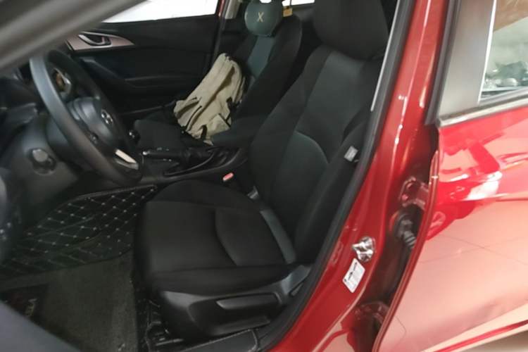 Used Mazda 3 Axela 2017 Sedan 1.5L Manual Comfort Model Emission Standard China V Left Front Seat