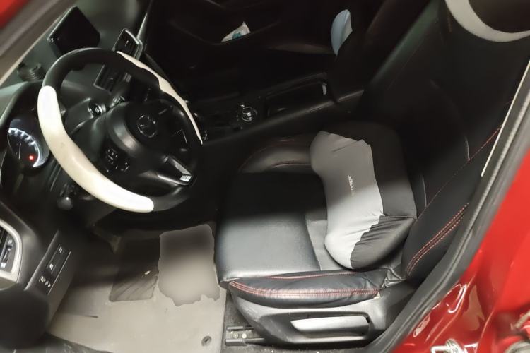 Used Mazda 3 Axela 2017 Sedan 1.5L Automatic Luxury Model Emission Standard China V Left Front Seat