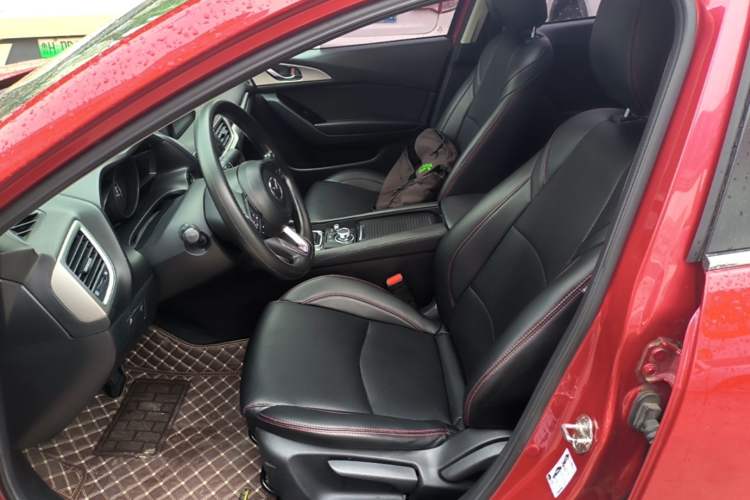 Used Mazda 3 Axela 2017 Sedan 1.5L Automatic Luxury Model Emission Standard China V Left Front Seat