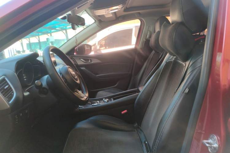 Used Mazda 3 Axela 2017 Hatchback 1.5L Automatic Luxury Model Emission Standard China V Left Front Seat