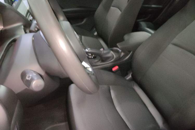 Used Mazda 3 Axela 2017 Sedan 1.5L Automatic Comfort Model Emission Standard China V Left Front Seat