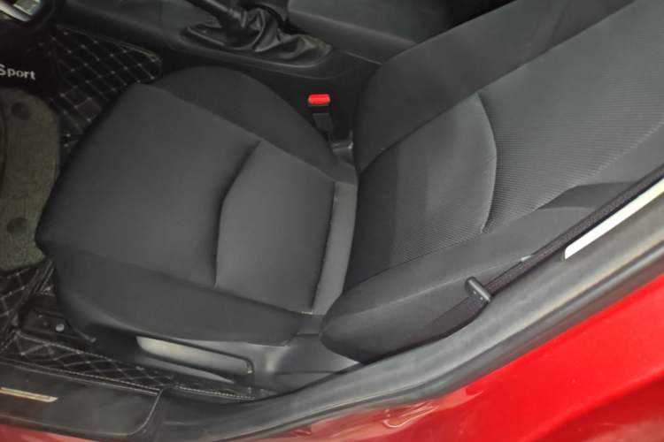 Used Mazda 3 Axela 2017 Hatchback 1.5L Automatic Comfort Model Emission Standard China V Left Front Seat