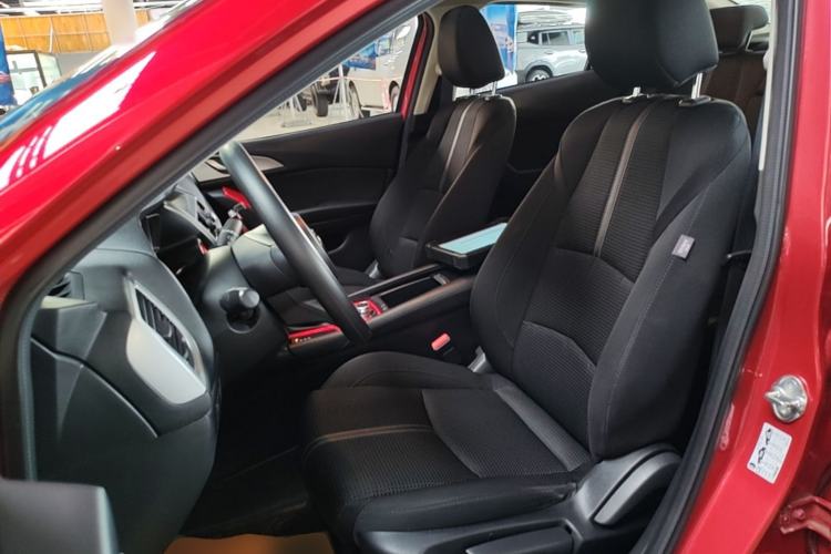 Used Mazda 3 Axela 2017 Sedan 1.5L Automatic Luxury Model Emission Standard China V Left Front Seat