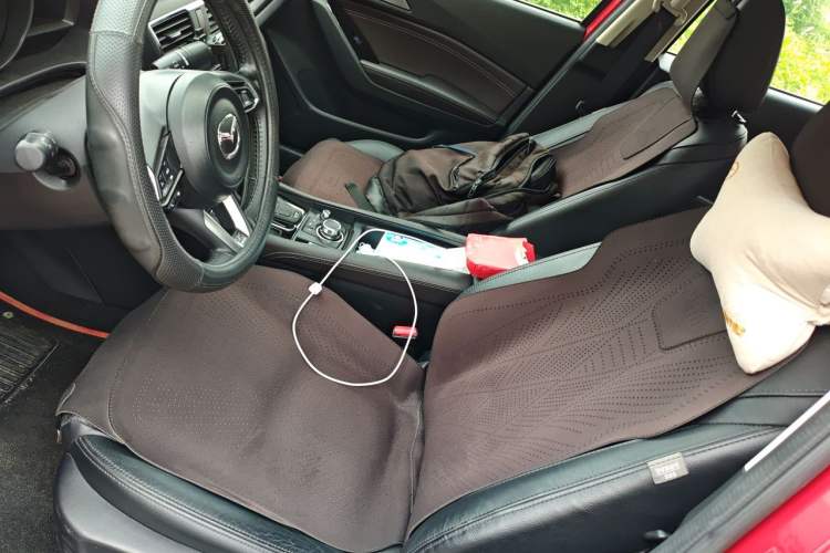 Used Mazda 3 Axela 2017 Sedan 2.0L Automatic Prestige Model China V Standard Left Front Seat