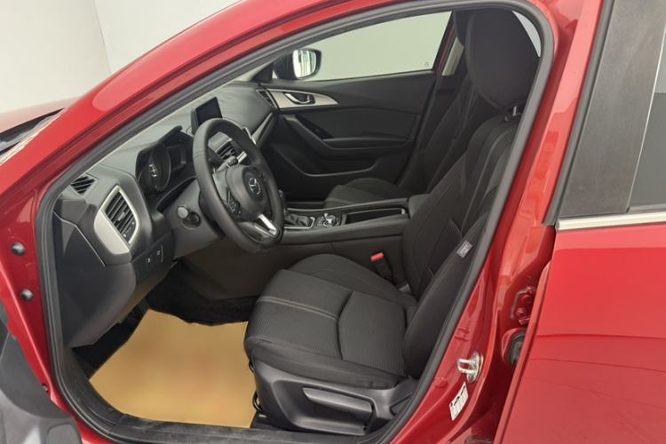 Used Mazda 3 Axela 2017 Hatchback 1.5L Automatic Luxury Model Emission Standard China V Left Front Seat