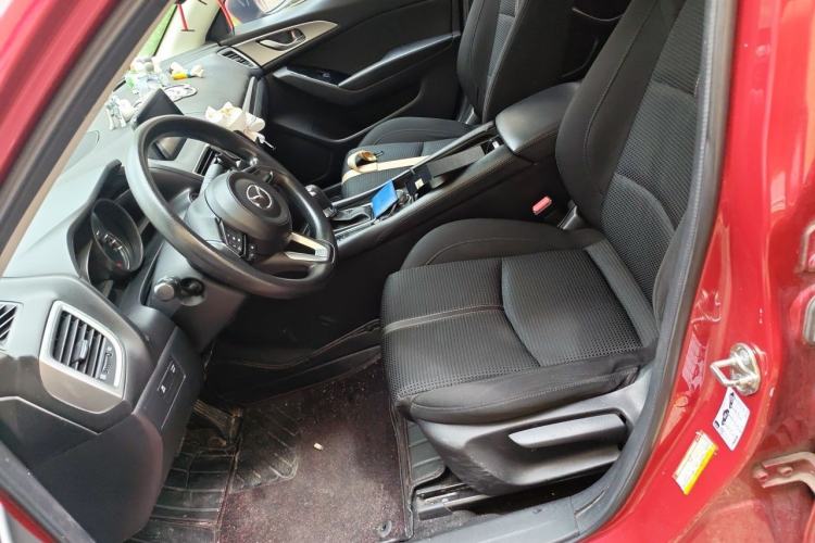 Used Mazda 3 Axela 2017 Sedan 1.5L Automatic Luxury Model China VI Standard Left Front Seat
