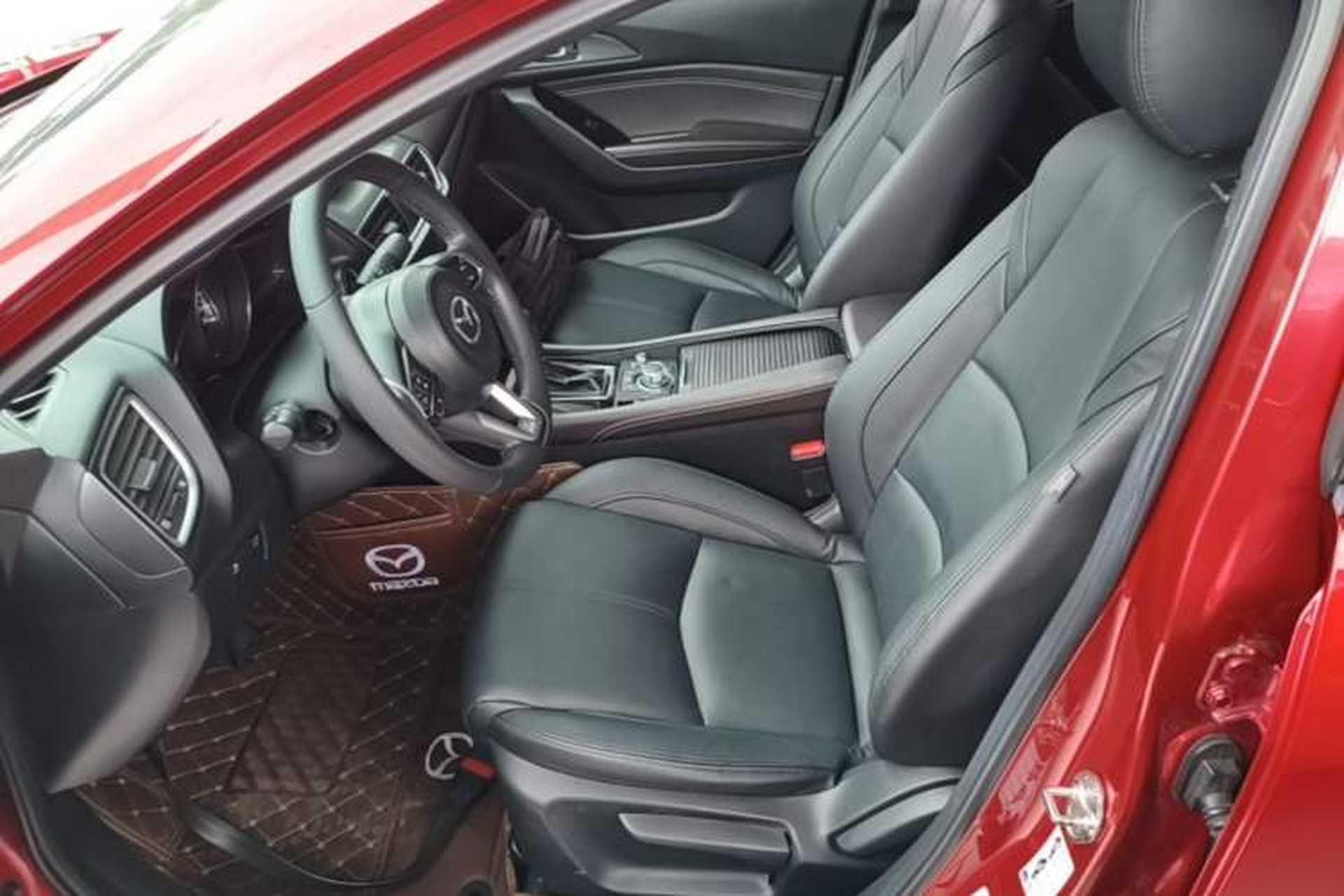 Used Mazda 3 Axela 2017 Sedan 1.5L Automatic Prestige Model China V Standard Left Front Seat
