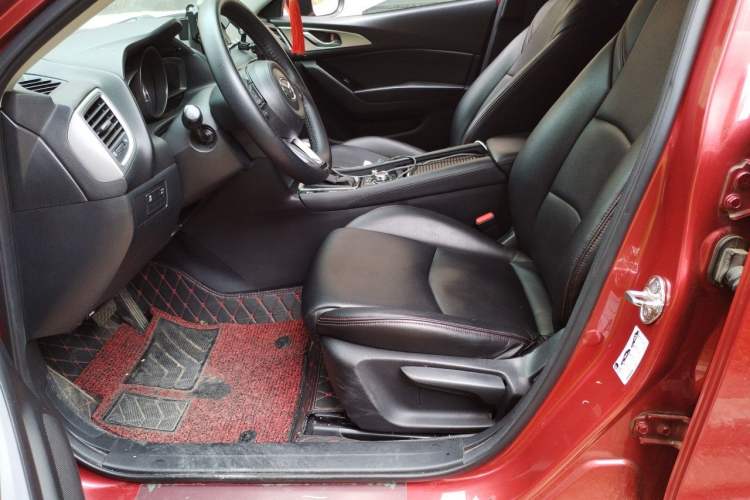 Used Mazda 3 Axela 2017 Sedan 1.5L Automatic Luxury Model Emission Standard China V Left Front Seat