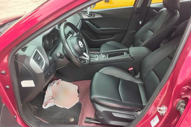 Used Mazda 3 Axela 2017 Sedan 1.5L Automatic Luxury Model Emission Standard China V Left Front Seat