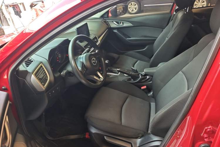 Used Mazda 3 Axela 2017 Sedan 1.5L Automatic Comfort Model China VI Standard Left Front Seat