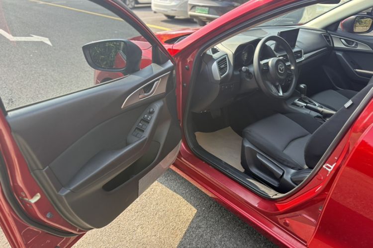 Used Mazda 3 Axela 2017 Sedan 1.5L Automatic Comfort Model Emission Standard China V Left Front Seat