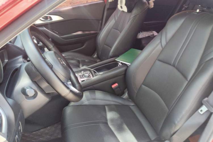 Used Mazda 3 Axela 2017 Sedan 1.5L Automatic Luxury Model Emission Standard China V Left Front Seat