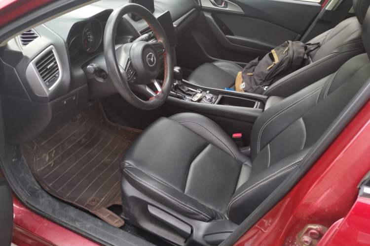 Used Mazda 3 Axela 2017 Hatchback 1.5L Automatic Luxury Model Emission Standard China V Left Front Seat