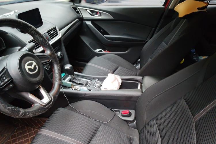 Used Mazda 3 Axela 2017 Sedan 1.5L Automatic Luxury Model Emission Standard China V Left Front Seat