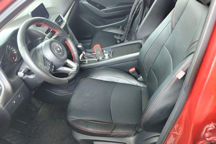 Used Mazda 3 Axela 2017 Sedan 1.5L Automatic Luxury Model Emission Standard China V Left Front Seat