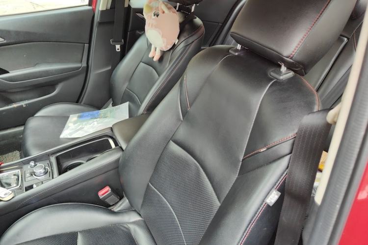 Used Mazda 3 Axela 2017 Sedan 1.5L Automatic Luxury Model Emission Standard China V Left Front Seat