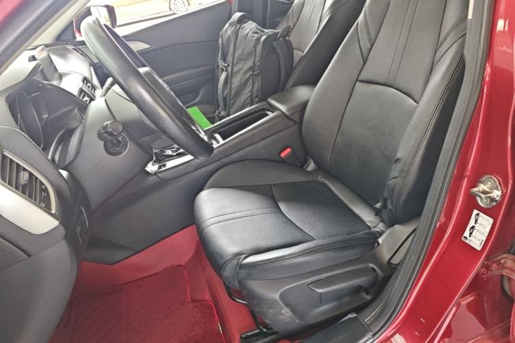 Used Mazda 3 Axela 2017 Sedan 1.5L Automatic Luxury Model Emission Standard China V Left Front Seat