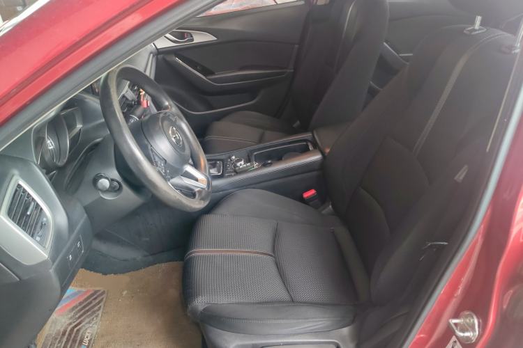 Used Mazda 3 Axela 2017 Sedan 1.5L Automatic Luxury Model Emission Standard China V Left Front Seat