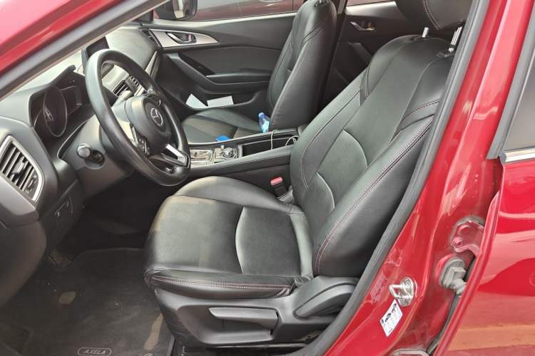 Used Mazda 3 Axela 2017 Sedan 1.5L Automatic Luxury Model Emission Standard China V Left Front Seat