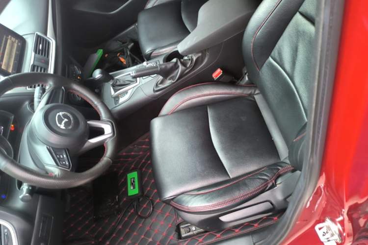 Used Mazda 3 Axela 2017 Hatchback 1.5L Automatic Comfort Model Emission Standard China V Left Front Seat