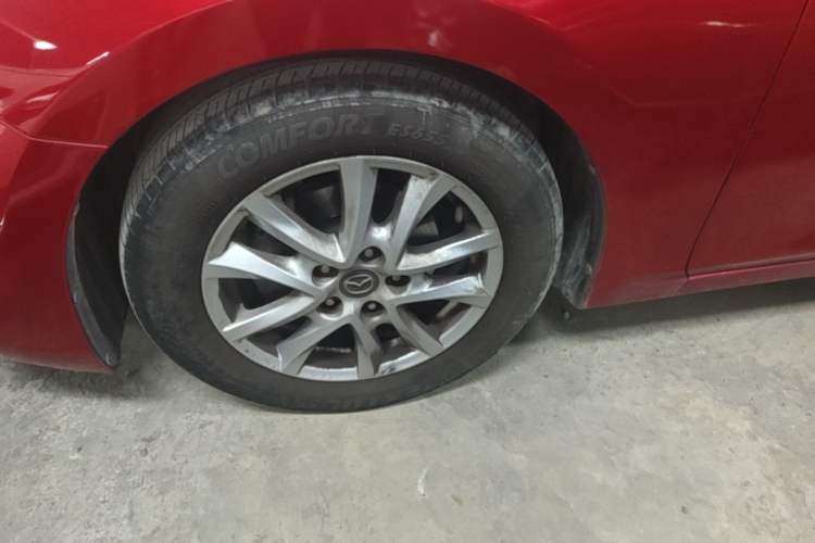Used Mazda 3 Axela 2017 Sedan 1.5L Automatic Luxury Model Emission Standard China V Left Front Wheel Hub