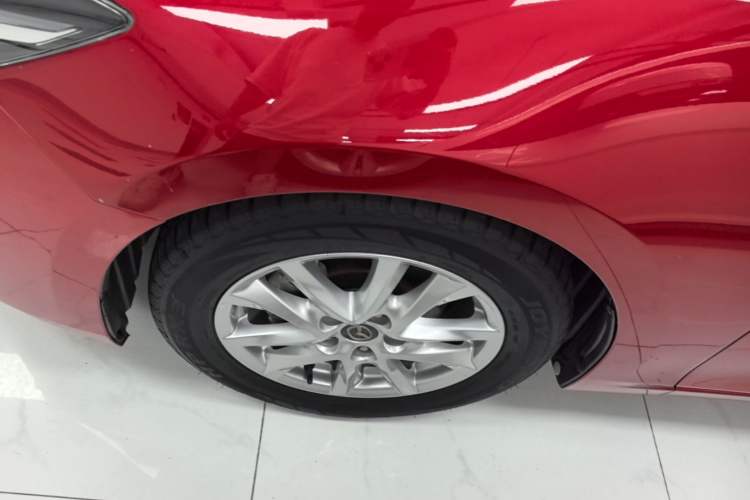 Used Mazda 3 Axela 2017 Sedan 1.5L Automatic Luxury Model Emission Standard China V Left Front Wheel Hub