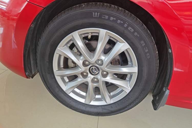 Used Mazda 3 Axela 2017 Sedan 1.5L Automatic Luxury Model Emission Standard China V Left Front Wheel Hub