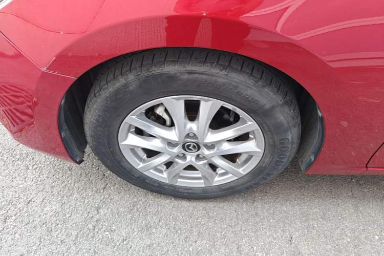 Used Mazda 3 Axela 2017 Sedan 1.5L Automatic Comfort Model Emission Standard China V Left Front Wheel Hub