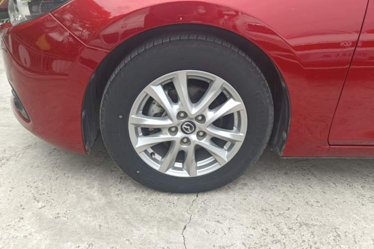 Used Mazda 3 Axela 2017 Sedan 1.5L Automatic Luxury Model Emission Standard China V Left Front Wheel Hub