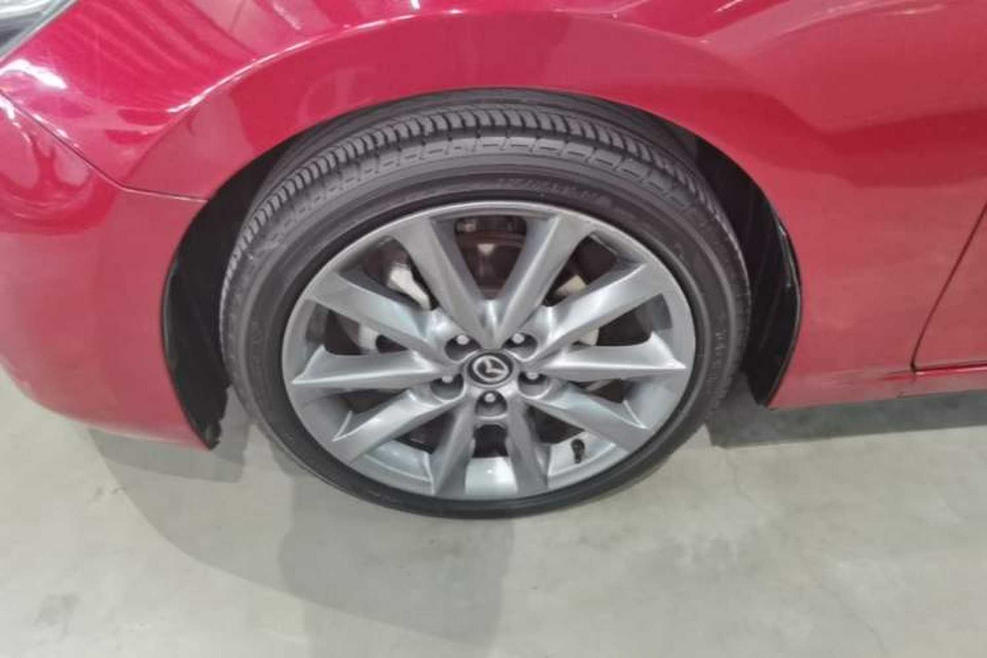 Used Mazda 3 Axela 2017 Hatchback 2.0L Automatic Sport Model China V Emission Standard Left Front Wheel Hub